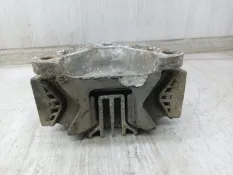 Подушка кпп Mercedes-Benz Atego 2008 9702400318 818 ОМ904