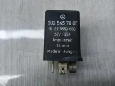 Реле поворотников Mercedes-Benz Atego 0025457805 8 СЕРИЯ