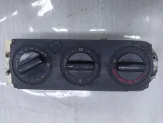Блок управления печкой Mercedes-Benz Atego 14.07.1999 0004460728 2528 ОМ906 LA II