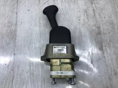 Кран ручного тормоза Mercedes-Benz Atego 0004200184, передний