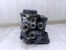 Кран управления Тормозами Прицепа Mercedes-Benz Actros 0004319413, задний