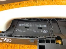 Ручка двери внешняя задняя левая Mercedes-Benz