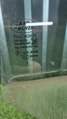 Стекло двери заднее левое Land Rover Range Rover