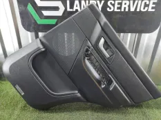 Обшивка боковой двери задняя правая Land Rover