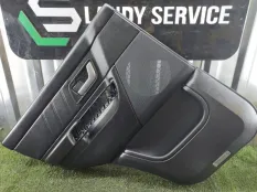 Обшивка боковой двери задняя левая Land Rover