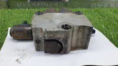Блок клапанов гидроподвески Land Rover Range Rover