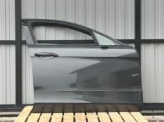 дверь Porsche Panamera 4 S