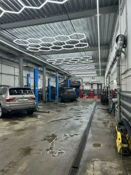 Фото компании Мир BMW Автозапчасти Автосервис
